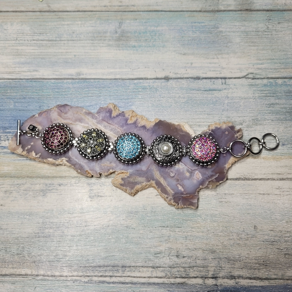 Ginger Snaps Bracelet.